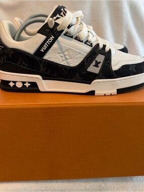Louis Vuitton Trainer  Black & White Monogram Denim Size 5LV or 7US Men